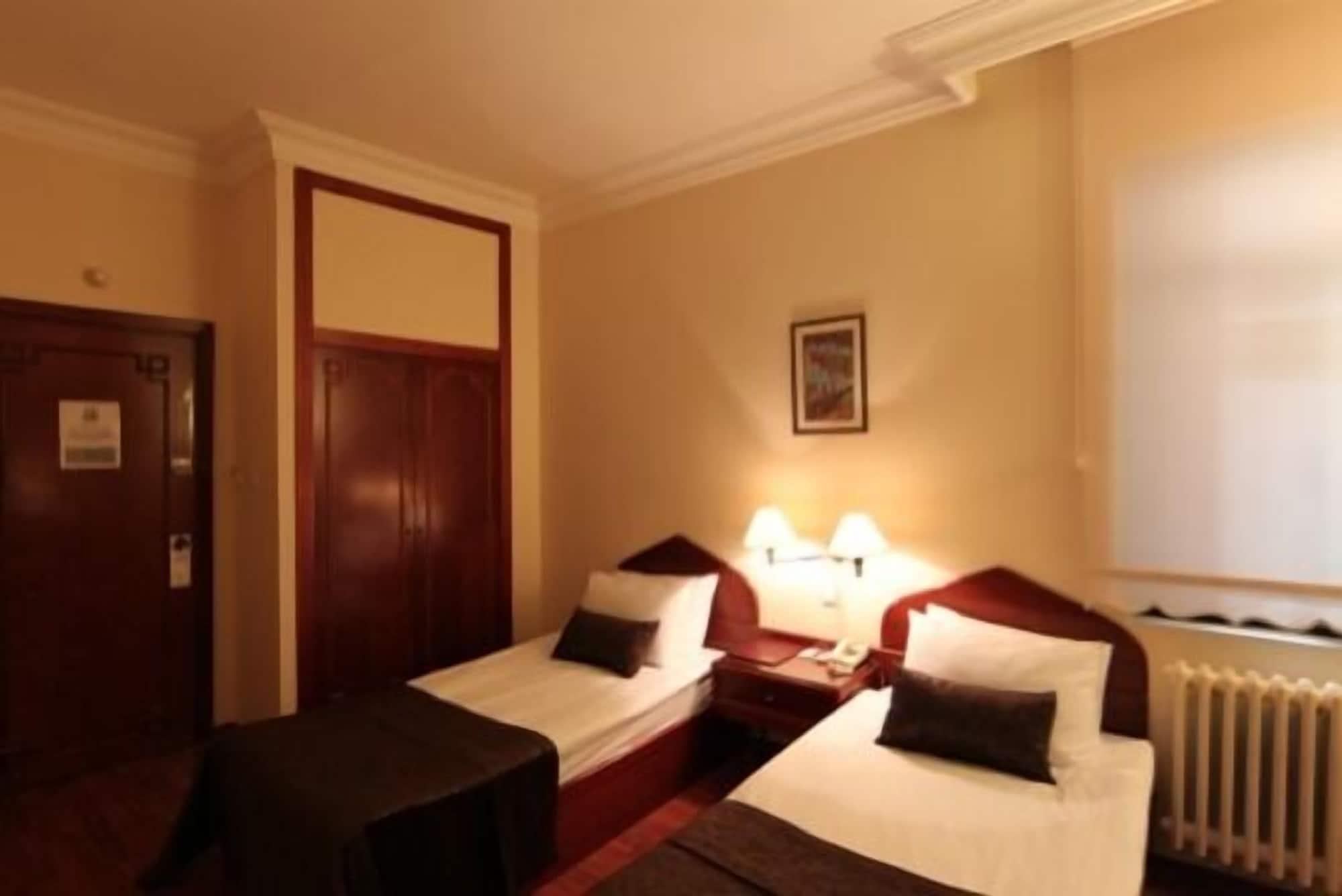 Vardar Palace Hotel - Special Category Istanbul Exterior photo
