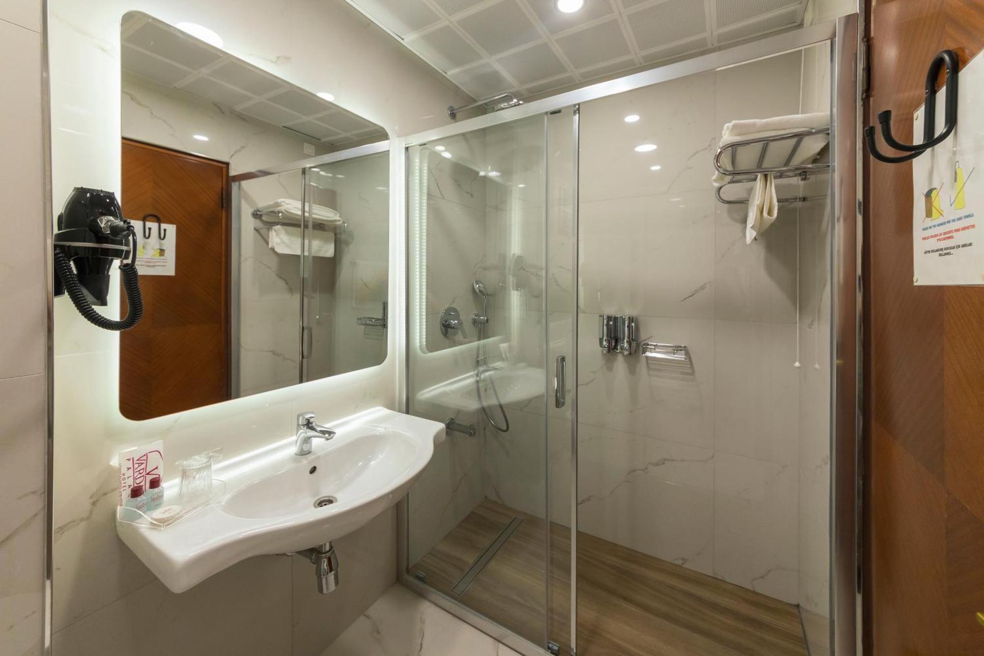 Vardar Palace Hotel - Special Category Istanbul Exterior photo
